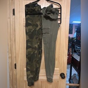 Hollister Olive Green Casual Pants